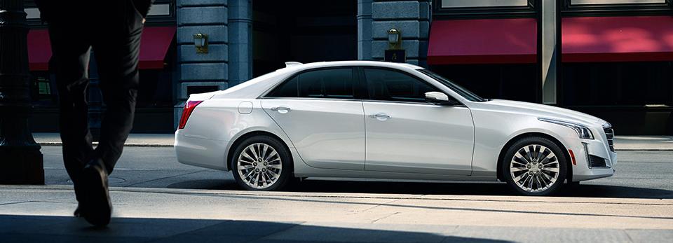 2015-cts-sedan-photos-exterior-02-960x400-fc62fe27f1a65866fb73bab5abab7281.jpg