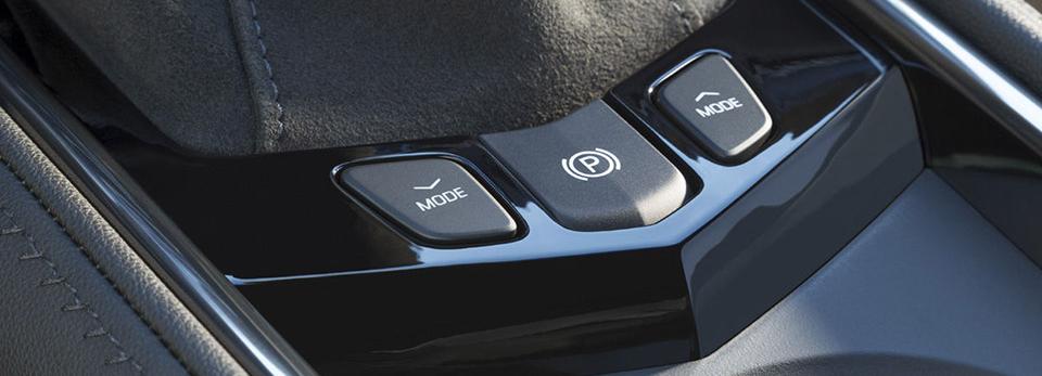 Cadillac_ats-v_gallery_960X480_6-1f6fb46ce0558020be59f84bfe605fa2.jpg