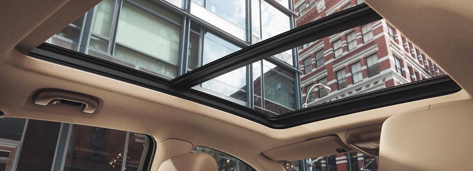cadillac_xt5_gallery_6_960x420-26e8bb079f2f79b2cc86c073c42f6c57.jpg